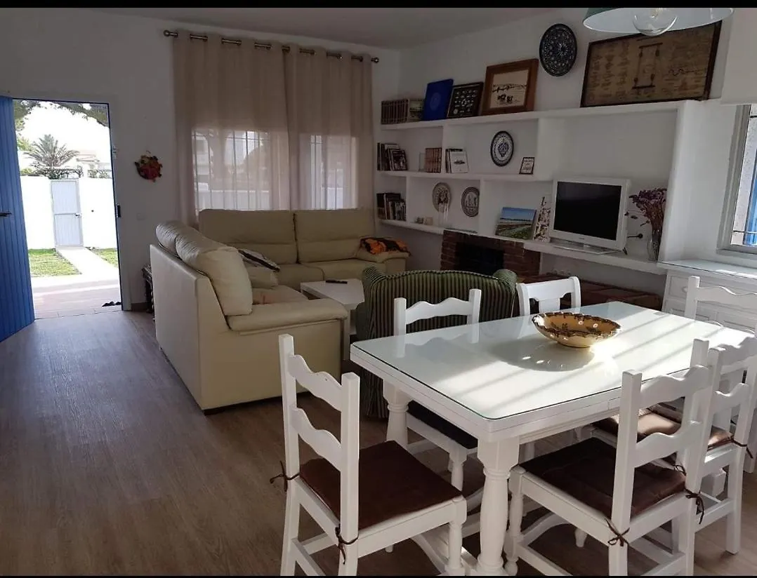 Holiday home Chalet En Canos, Chimenea, Sin Coger Coche Para La Playa Y El Monte Los Canos De Meca